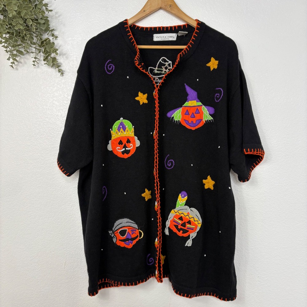 Victoria Jones Woman Black Halloween Pumpkin Short Sleeve‎ Button Up Sweater 3X